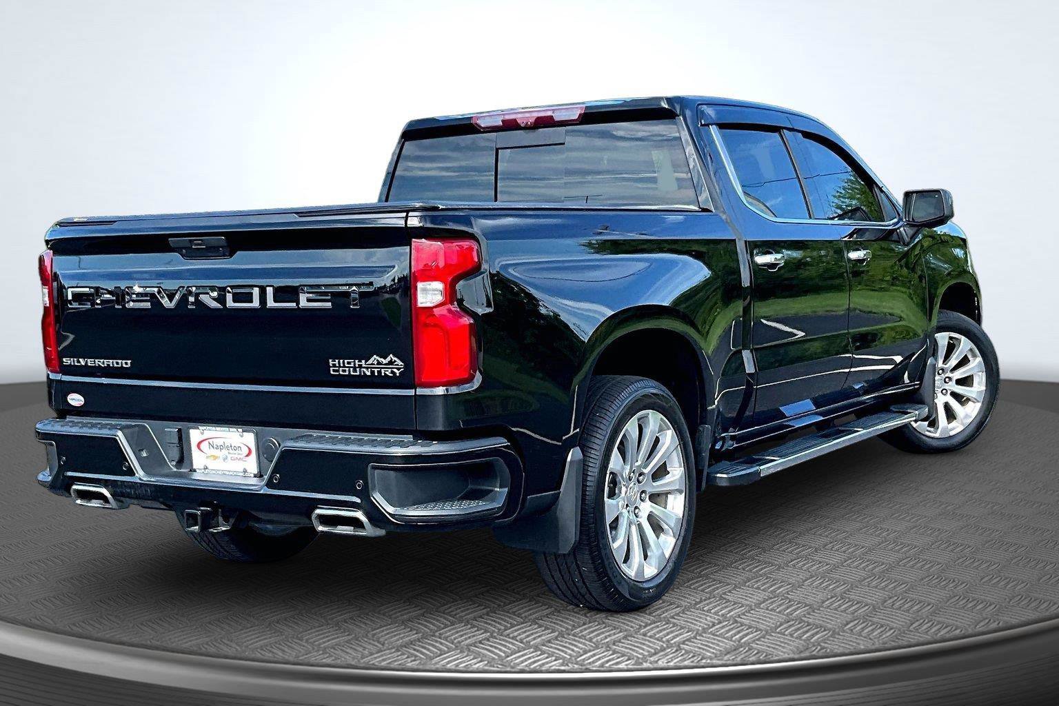 Used 2021 Chevrolet Silverado 1500 High Country AWD/4WD image 2