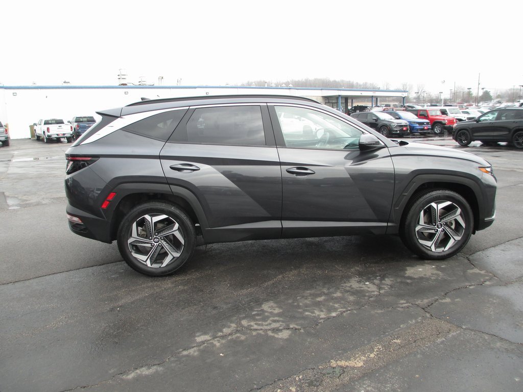 Used 2022 Hyundai Tucson SEL w/ Convenience Package image 4