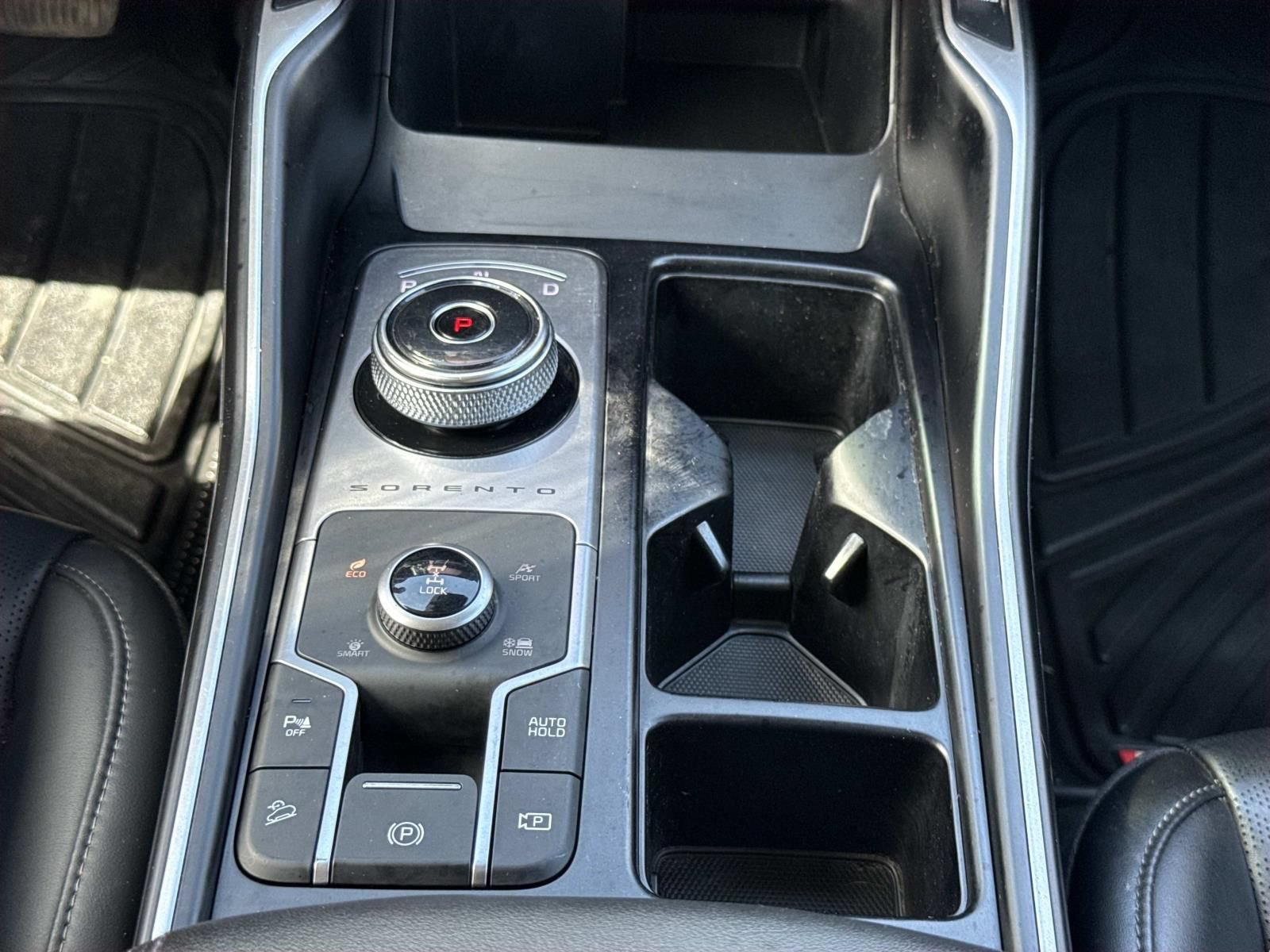 Used 2022 Kia Sorento S AWD/4WD image 13