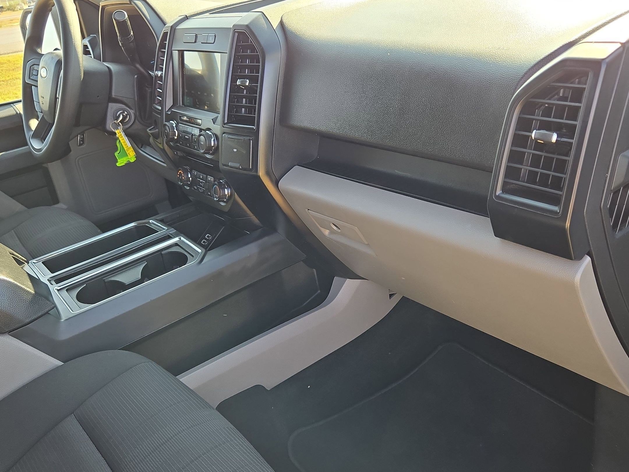 Used 2018 Ford F150 XL w/ Equipment Group 101A Mid image 26