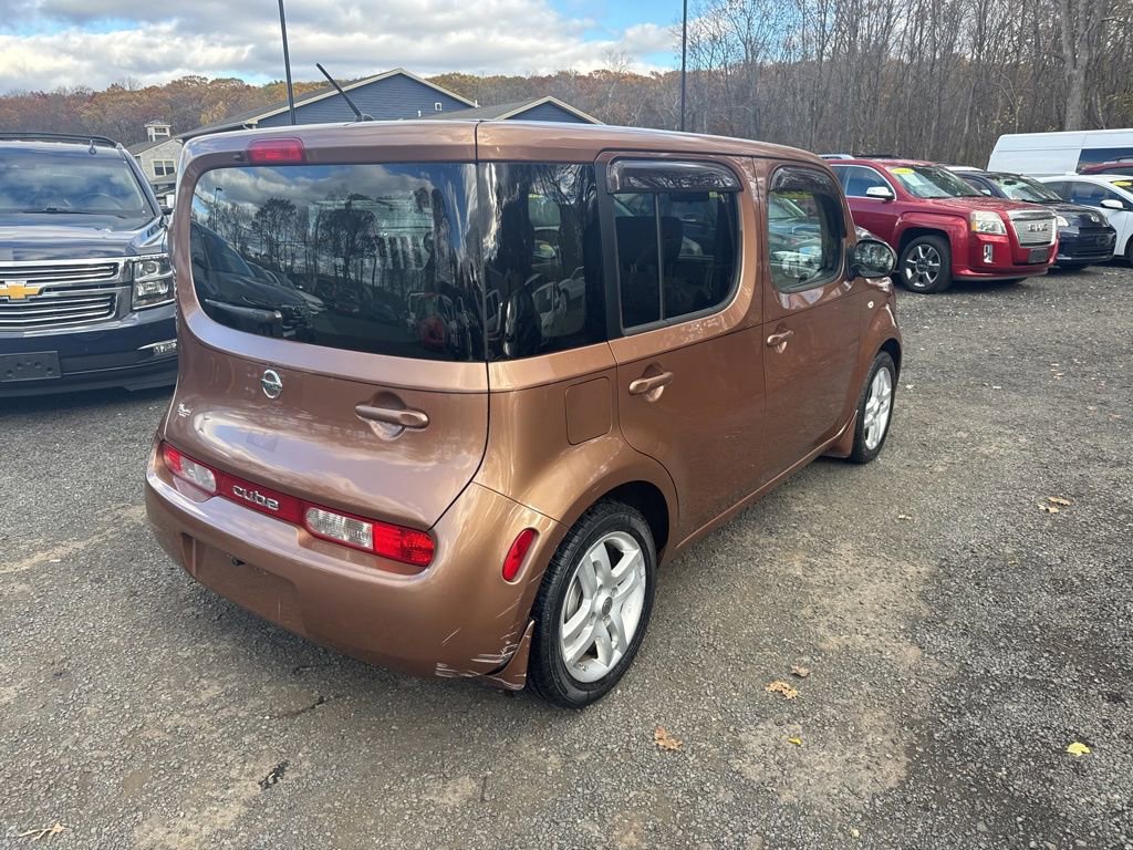 Used 2011 Nissan Cube 1.8 SL w/ Interior Designer Pkg FWD image 14