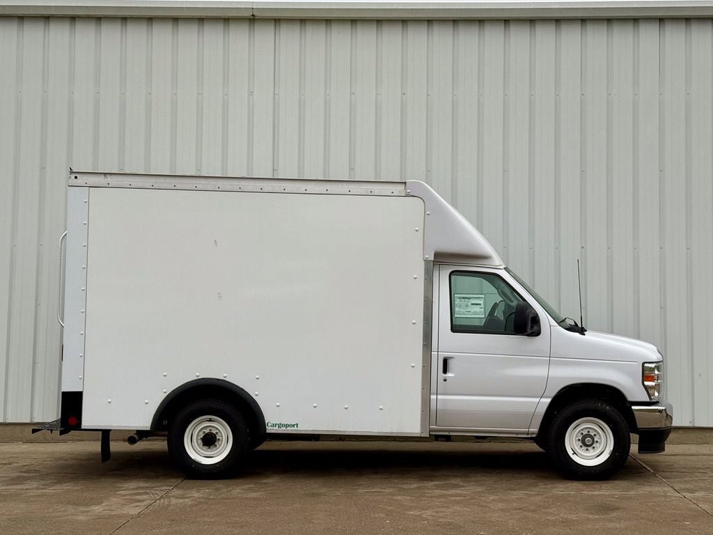 New 2025 Ford E-350 and Econoline 350 Super Duty w/ Power Equipment Group RWD image 6