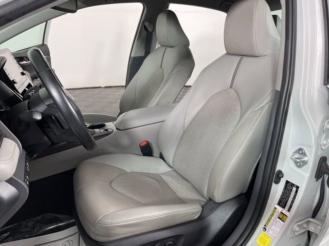 Used 2023 Toyota Camry XSE image 18
