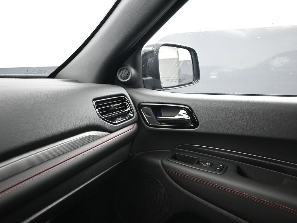 Used 2023 Dodge Durango R/T image 17