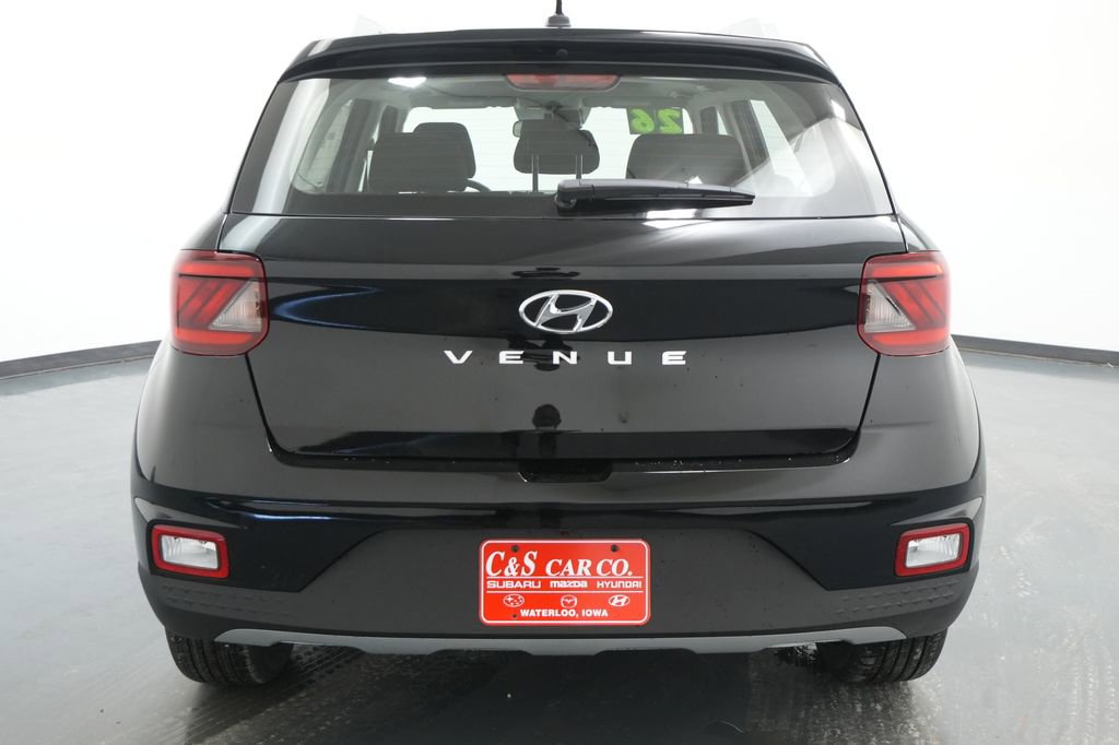 New 2026 Hyundai Venue SEL FWD image 8