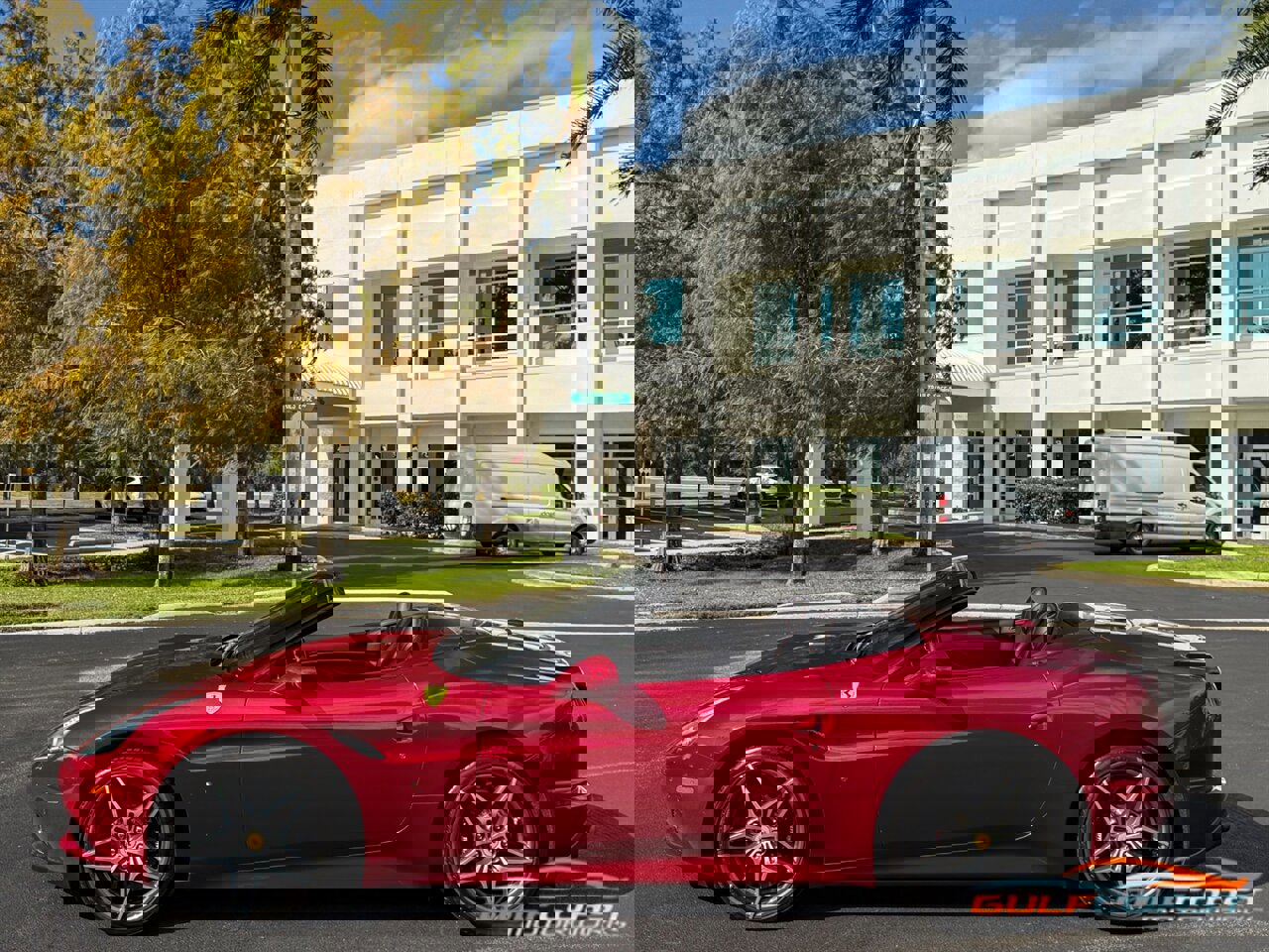 Used 2016 Ferrari California T image 42