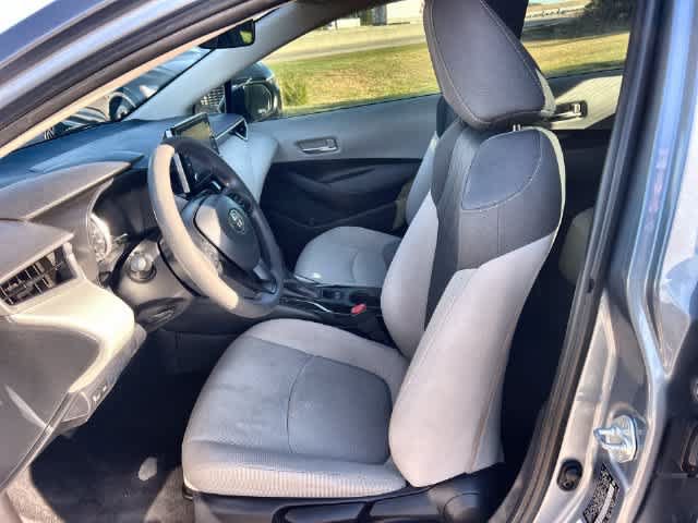 Used 2020 Toyota Corolla LE FWD image 11