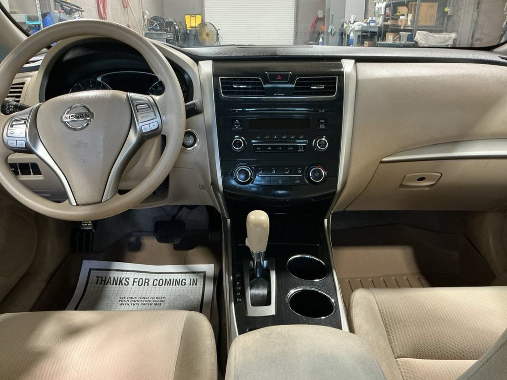 Used 2013 Nissan Altima 2.5 S FWD image 19