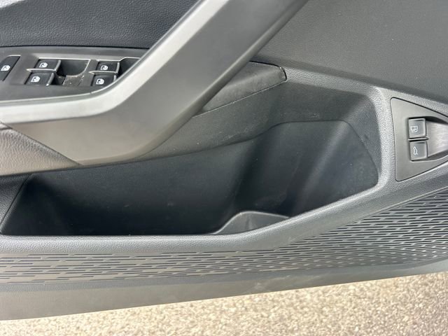 Used 2023 Volkswagen Jetta S image 33