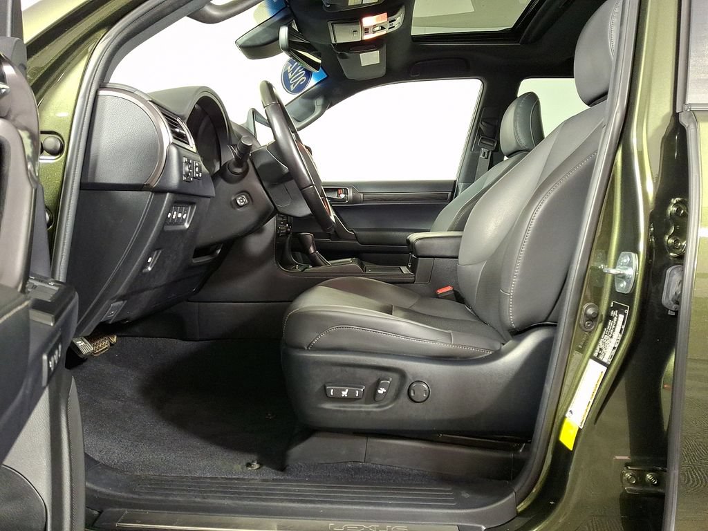 Used 2022 Lexus GX 460 w/ Black Line Special Edition AWD/4WD image 16