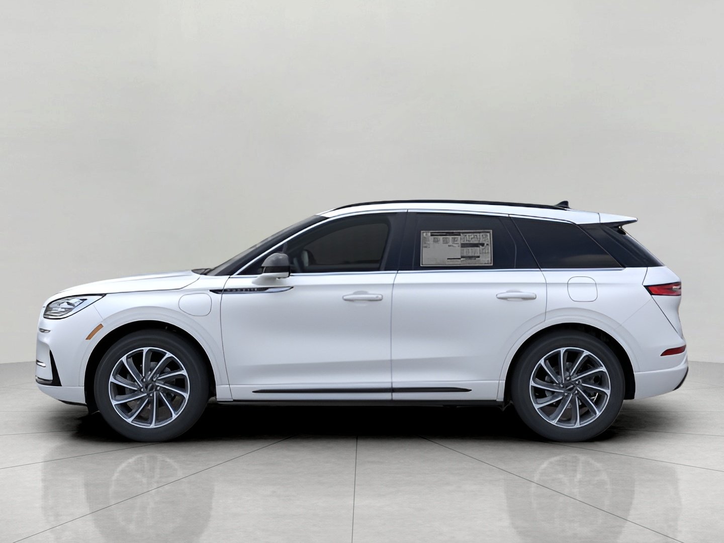 Used 2025 Lincoln Corsair Grand Touring AWD/4WD image 4