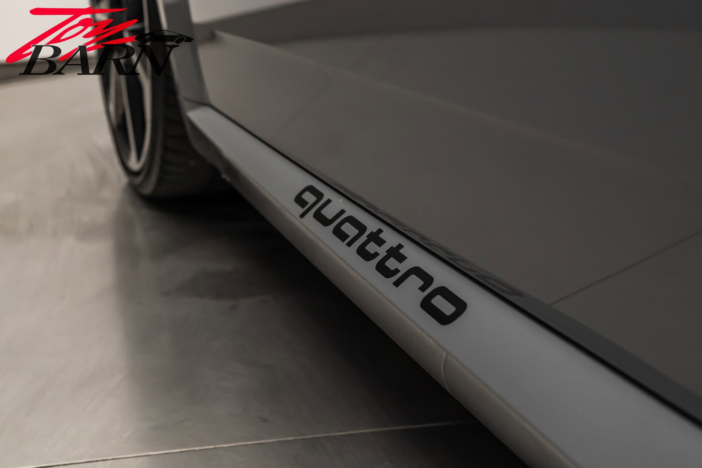 Used 2018 Audi TT RS w/ Technology Package image 17