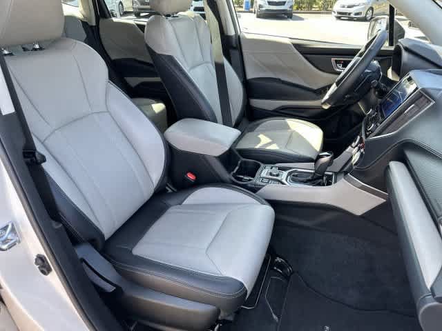 Used 2023 Subaru Forester Limited AWD/4WD image 19