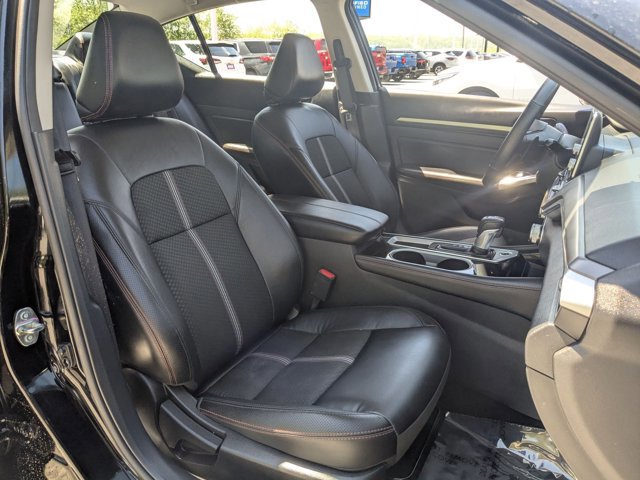 Used 2024 Nissan Altima 2.5 SR FWD image 21