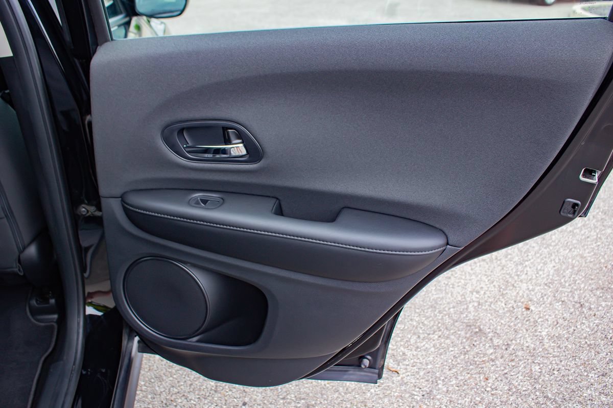 Used 2022 Honda HR-V LX image 18