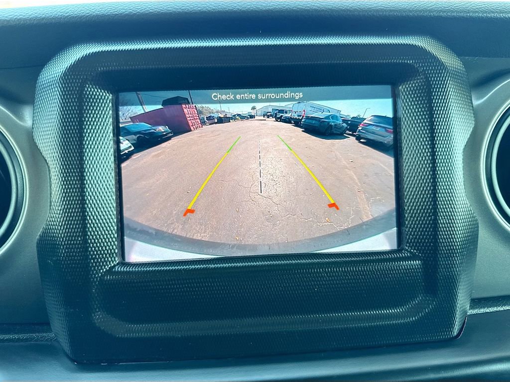 Used 2022 Jeep Wrangler Unlimited Sport image 15