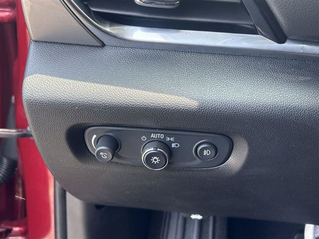 Certified 2019 Chevrolet Traverse LT FWD image 17