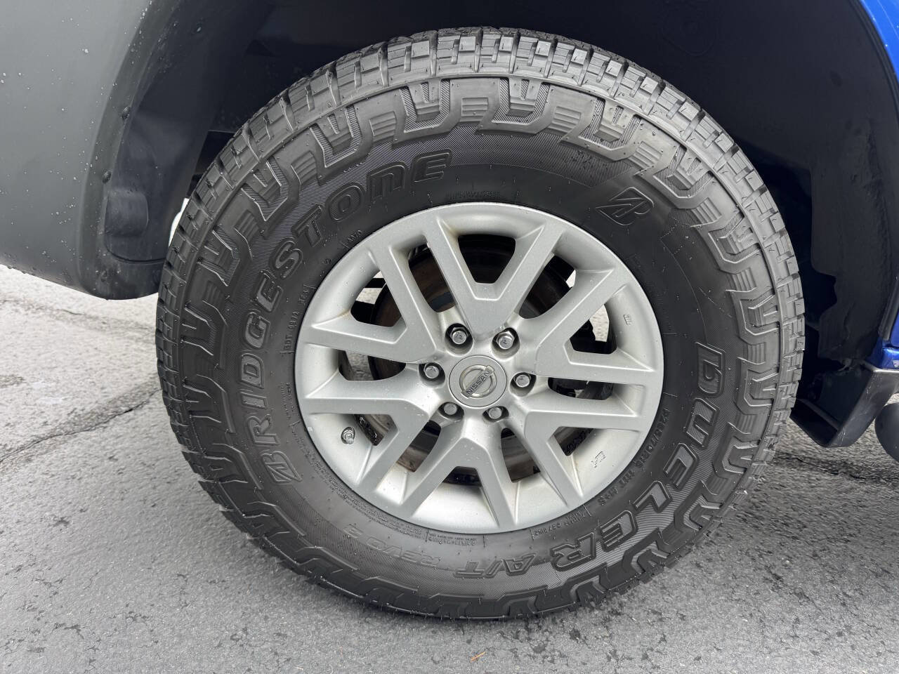 Used 2015 Nissan Xterra X image 18