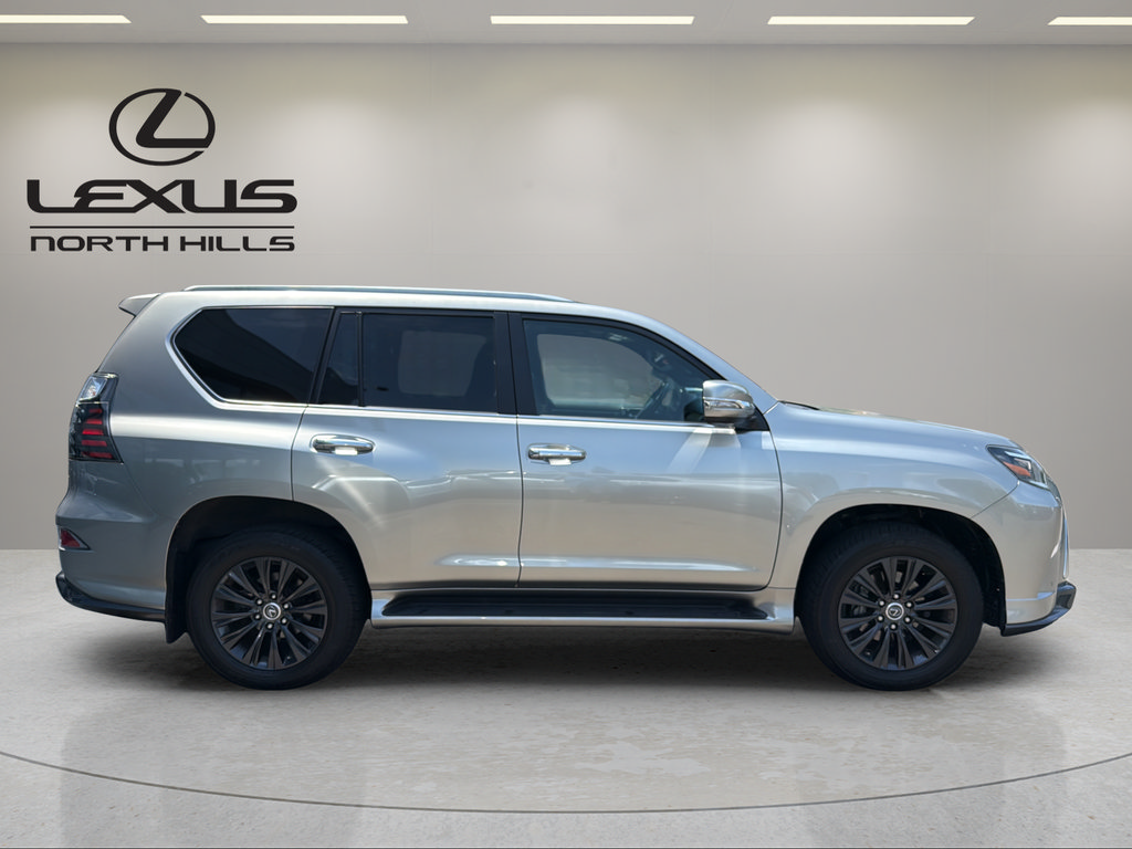 Certified 2023 Lexus GX 460 Luxury w/ Sport Design Package AWD/4WD image 5