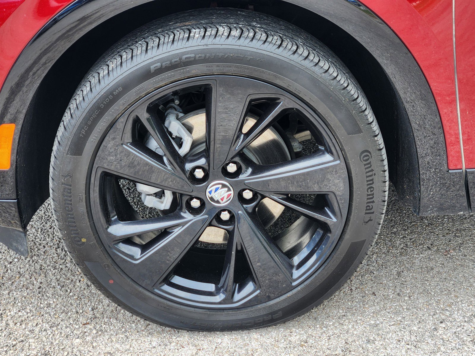 Used 2023 Buick Envision Essence w/ Sport Touring Package image 29