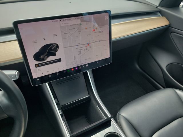 Used 2018 Tesla Model 3 Long Range RWD image 25