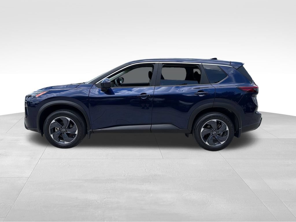 Certified 2024 Nissan Rogue SV FWD image 4