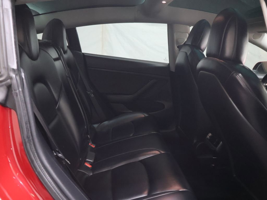 Used 2022 Tesla Model 3 image 12