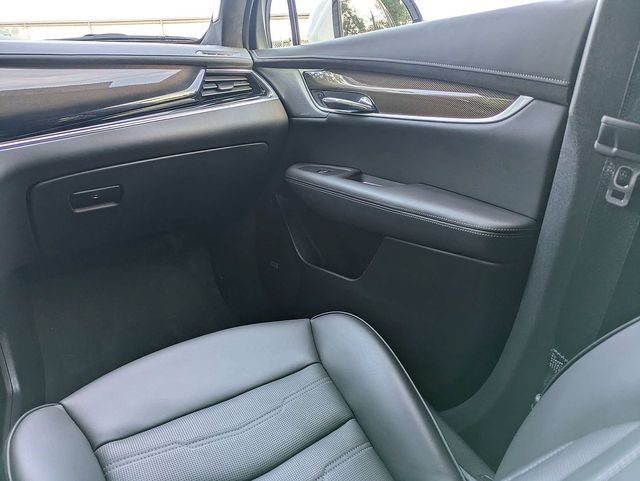 Certified 2025 Cadillac XT6 Sport w/ Platinum Package AWD/4WD image 19