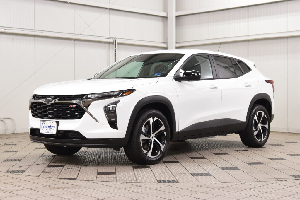 New 2026 Chevrolet Trax RS FWD image 3