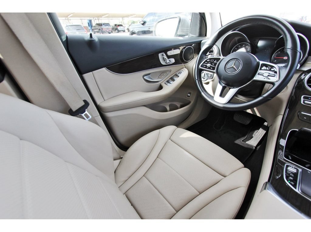 Used 2021 Mercedes-Benz GLC 300 image 11
