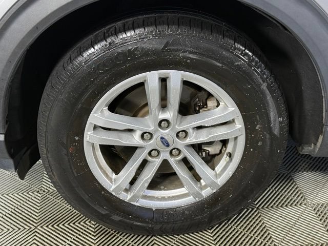 Used 2022 Ford Explorer XLT RWD image 14