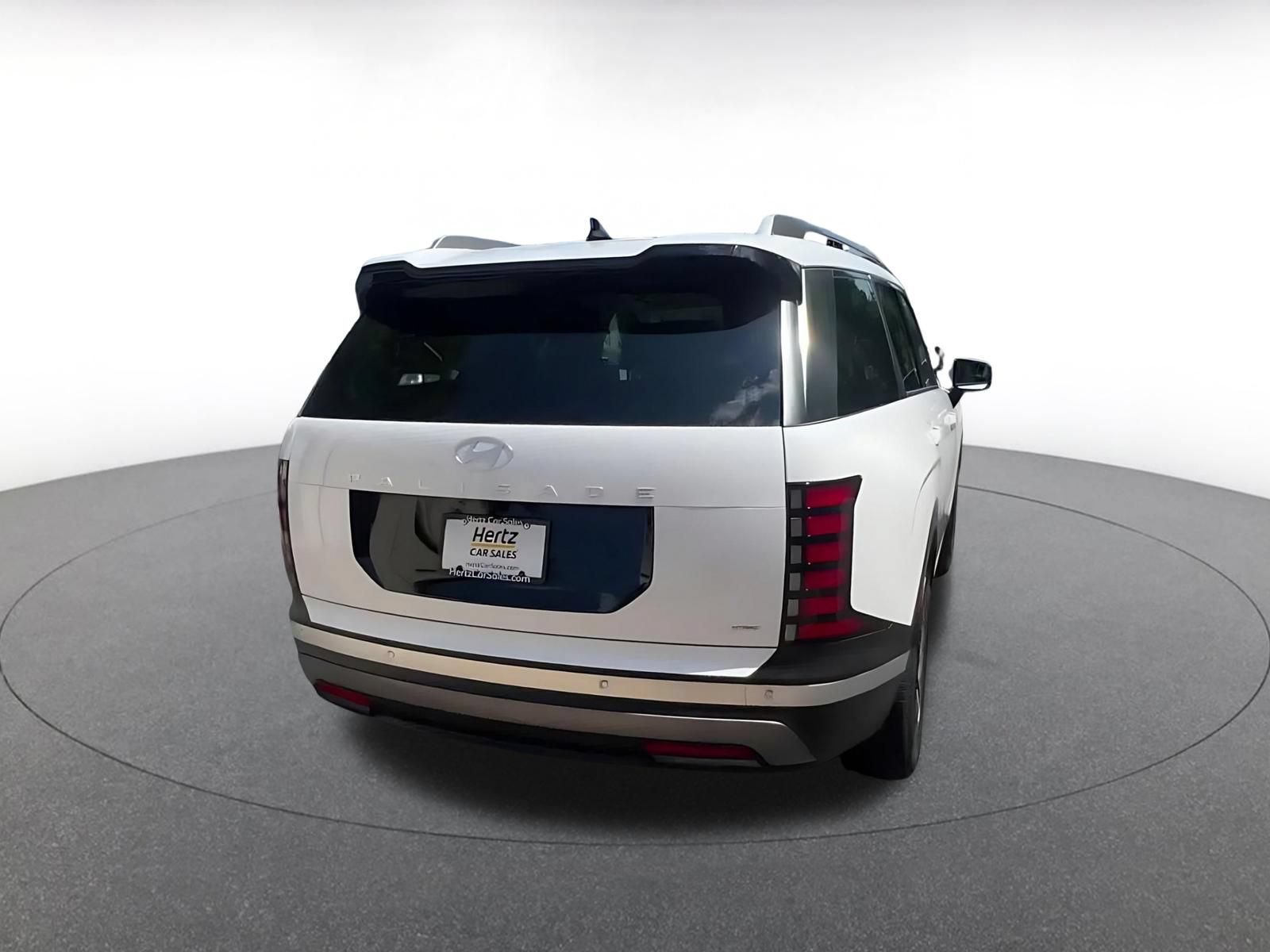 Used 2026 Hyundai Palisade SEL AWD/4WD image 14