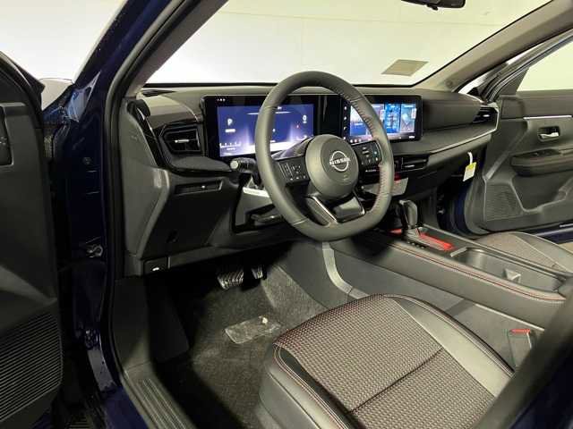 New 2026 Nissan Kicks SR w/ Cold Weather Package image 13