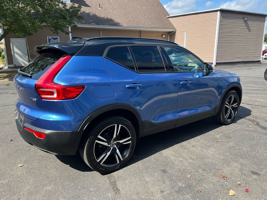 Used 2019 Volvo XC40 T5 R-Design image 6