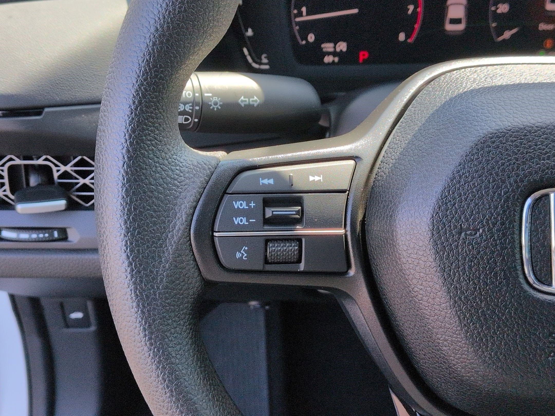 Used 2025 Honda Accord SE image 19