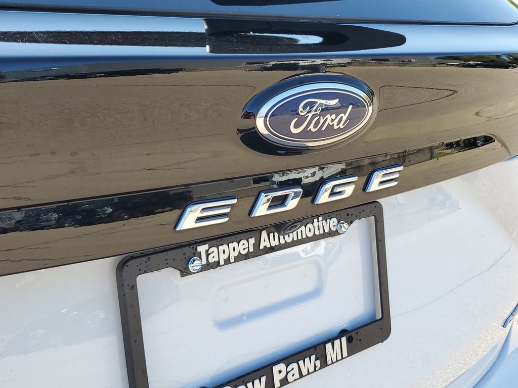 Used 2023 Ford Edge SEL image 10