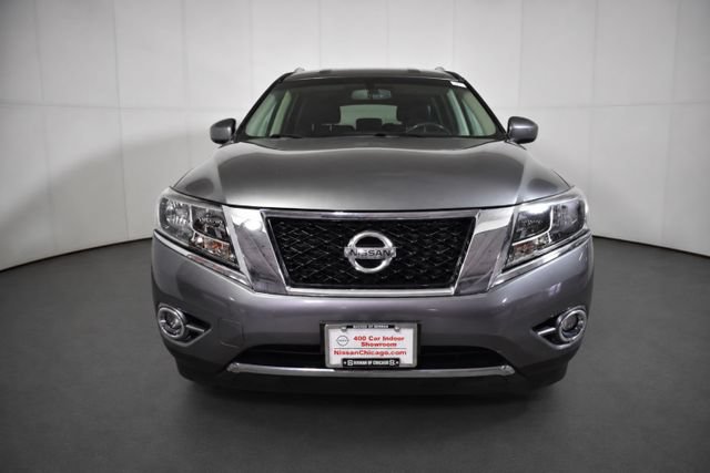 Used 2015 Nissan Pathfinder SL AWD/4WD image 2
