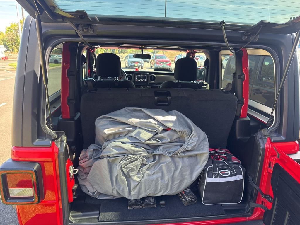 Used 2019 Jeep Wrangler Sport S image 13