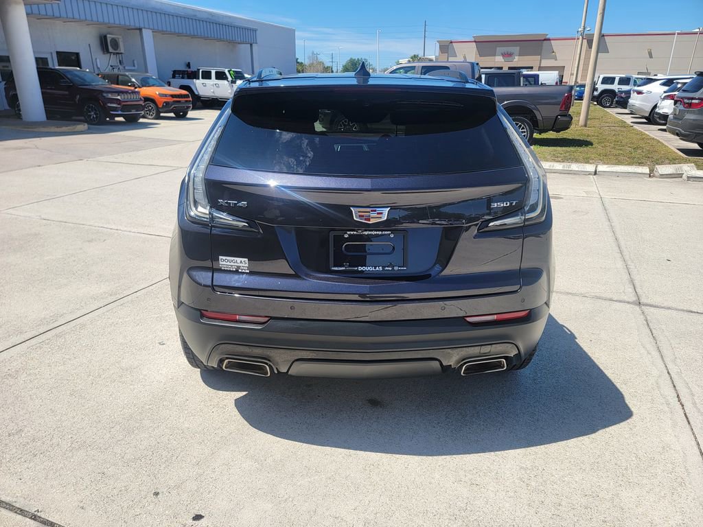 Used 2023 Cadillac XT4 Sport image 4