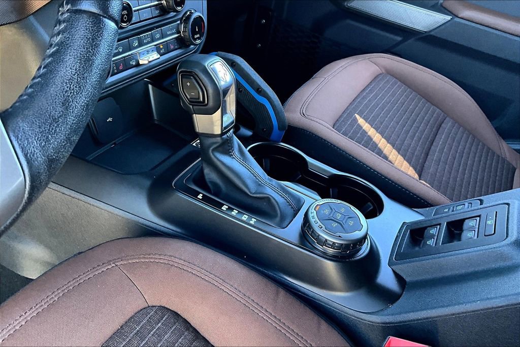 Used 2022 Ford Bronco Outer Banks AWD/4WD image 14