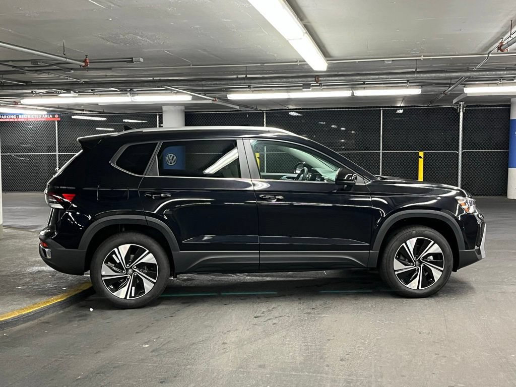New 2026 Volkswagen Taos SE AWD/4WD image 38