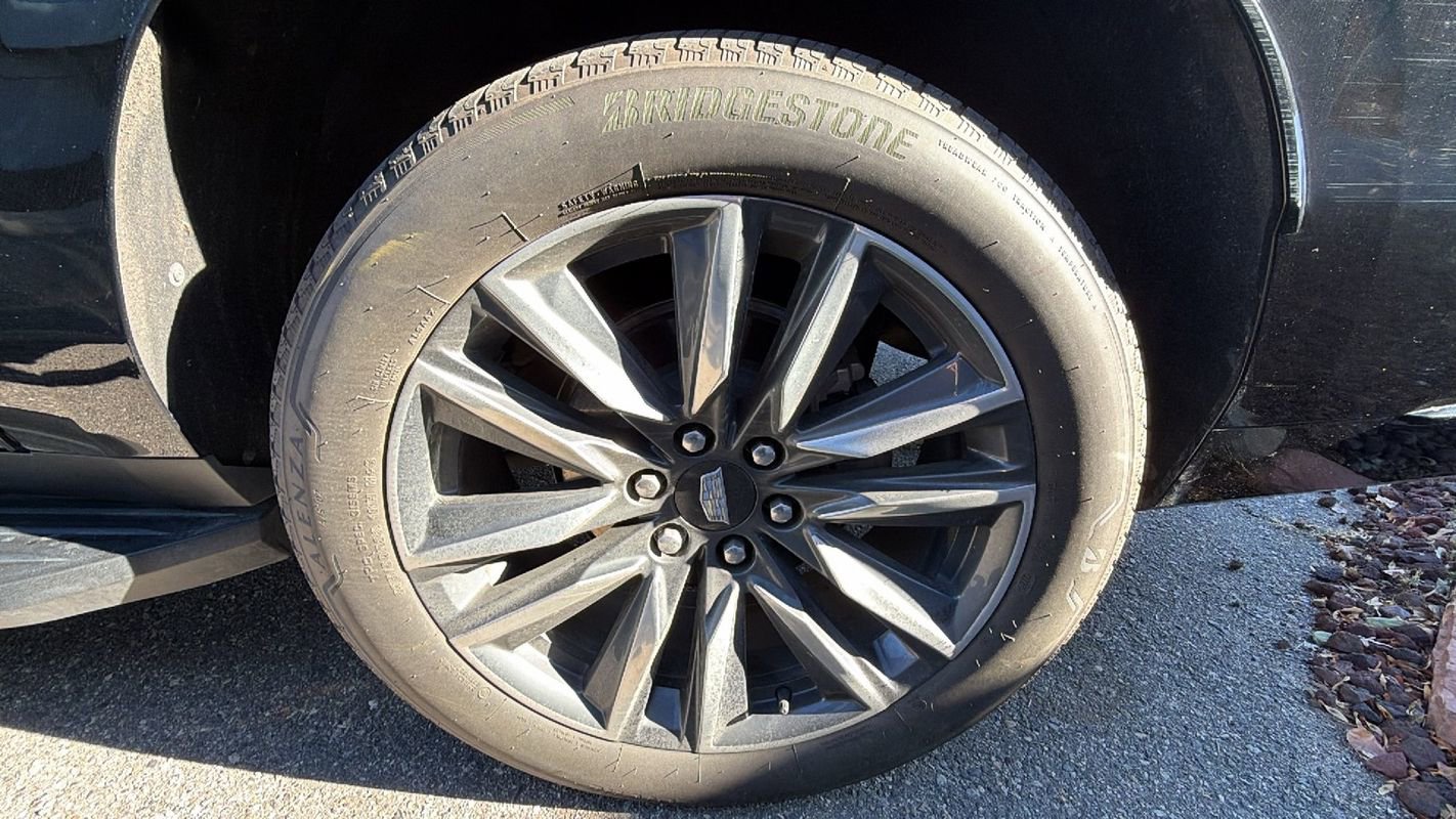 Used 2024 Cadillac Escalade ESV Sport w/ Touring Package image 41