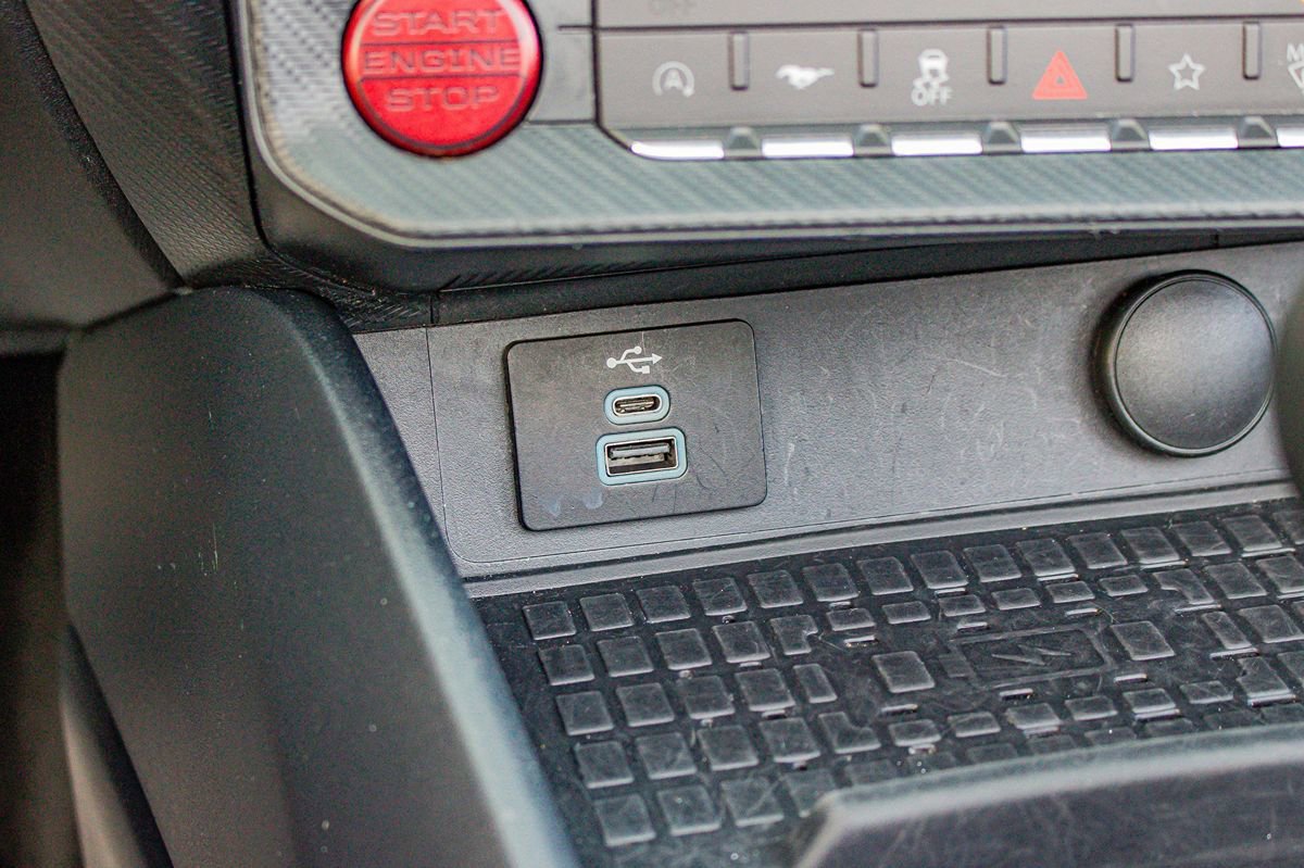 Used 2024 Ford Mustang Premium RWD image 27