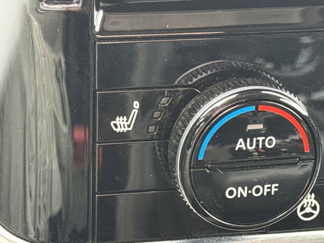 Used 2022 Nissan Rogue SL w/ SL Premium Package image 8