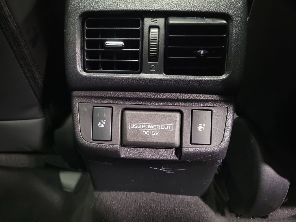 Used 2018 Subaru Outback 3.6R Limited AWD/4WD image 27