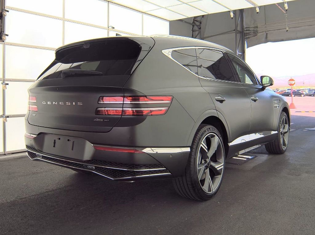 Used 2026 Genesis GV80 3.5T Prestige image 3