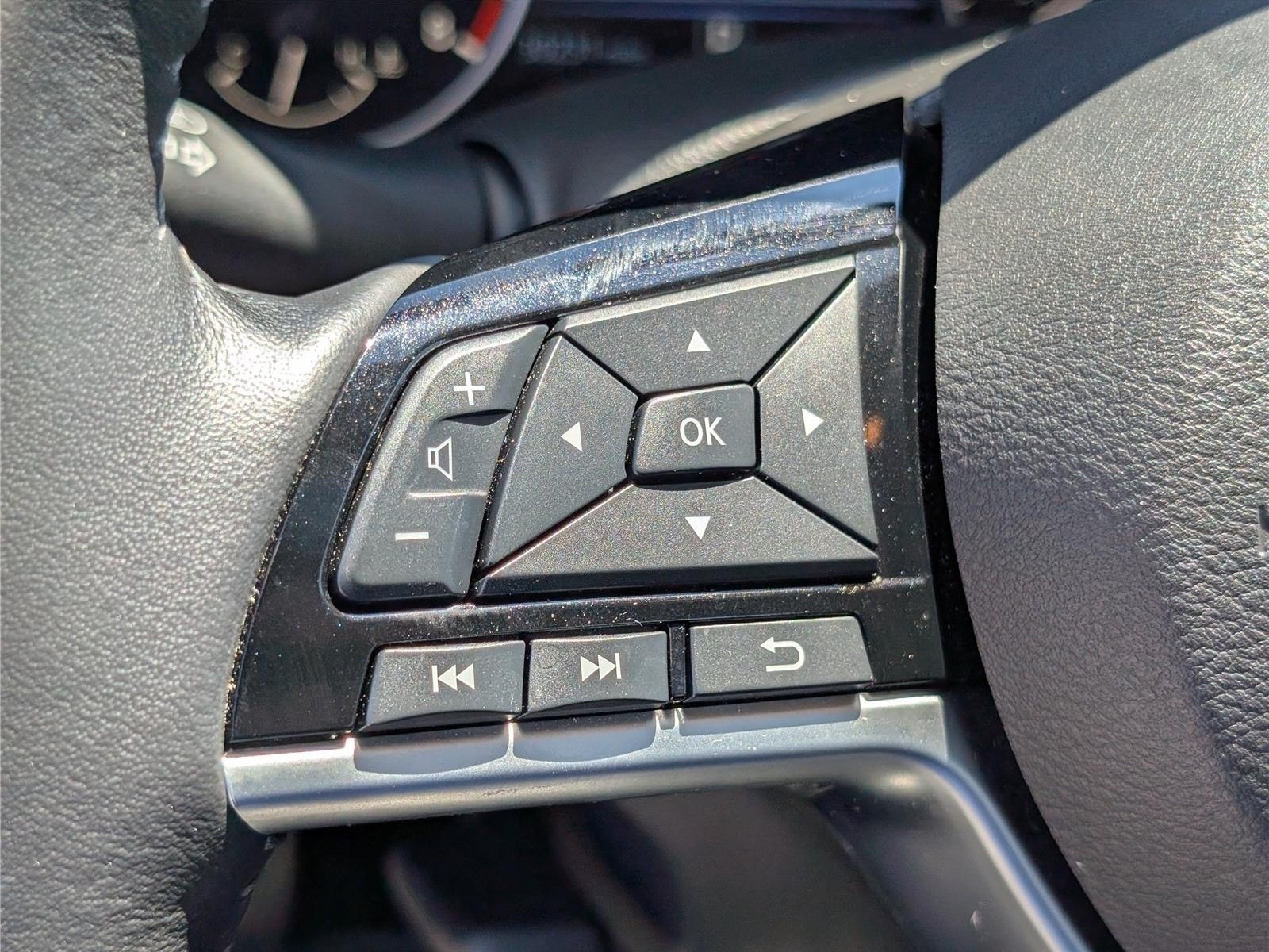 Used 2023 Nissan Altima 2.5 SL AWD/4WD image 22
