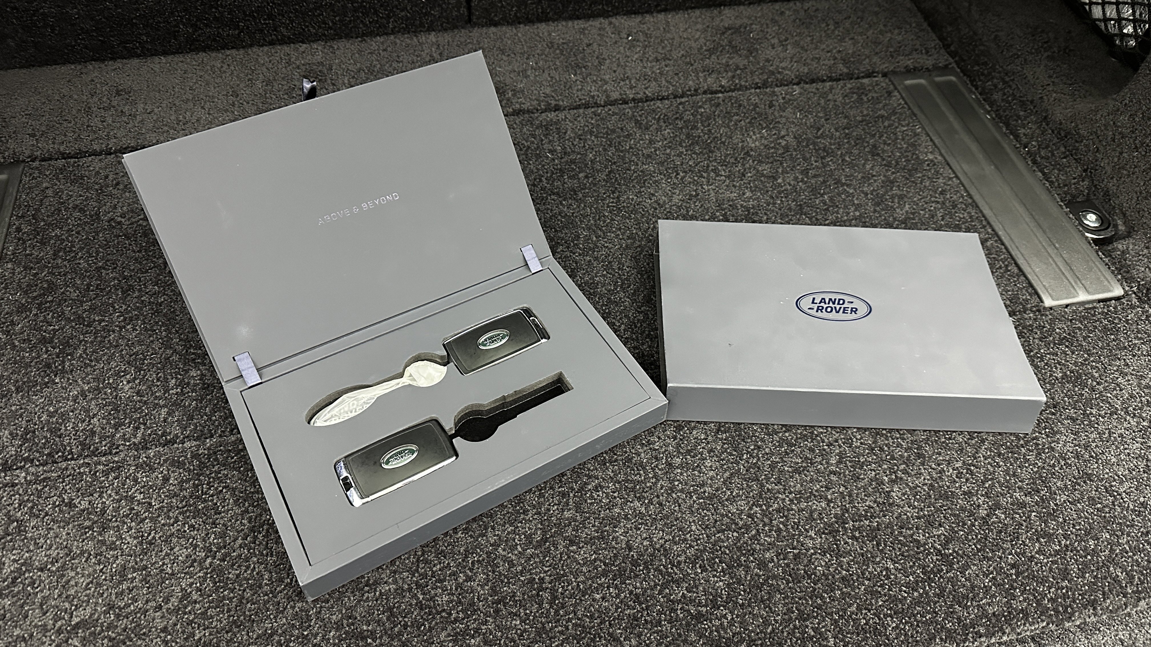 Used 2025 Land Rover Range Rover Long Wheelbase SE image 23