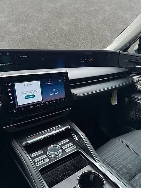 New 2026 Lincoln Nautilus Reserve AWD/4WD image 17