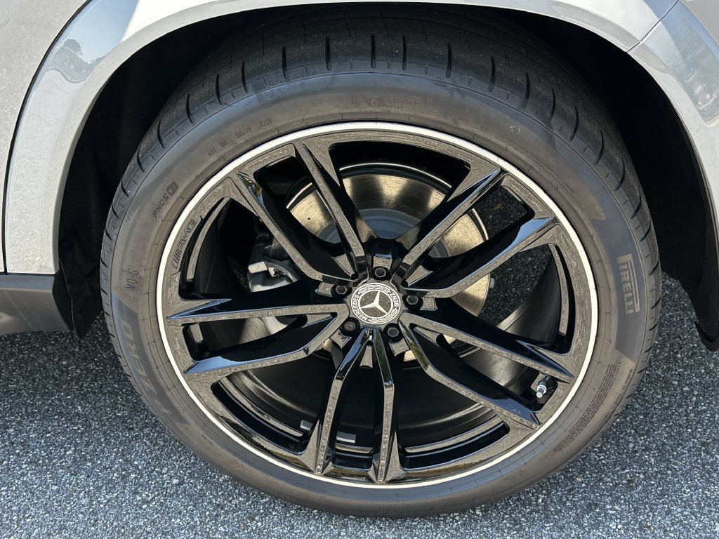 New 2026 Mercedes-Benz GLS 450 4MATIC image 23